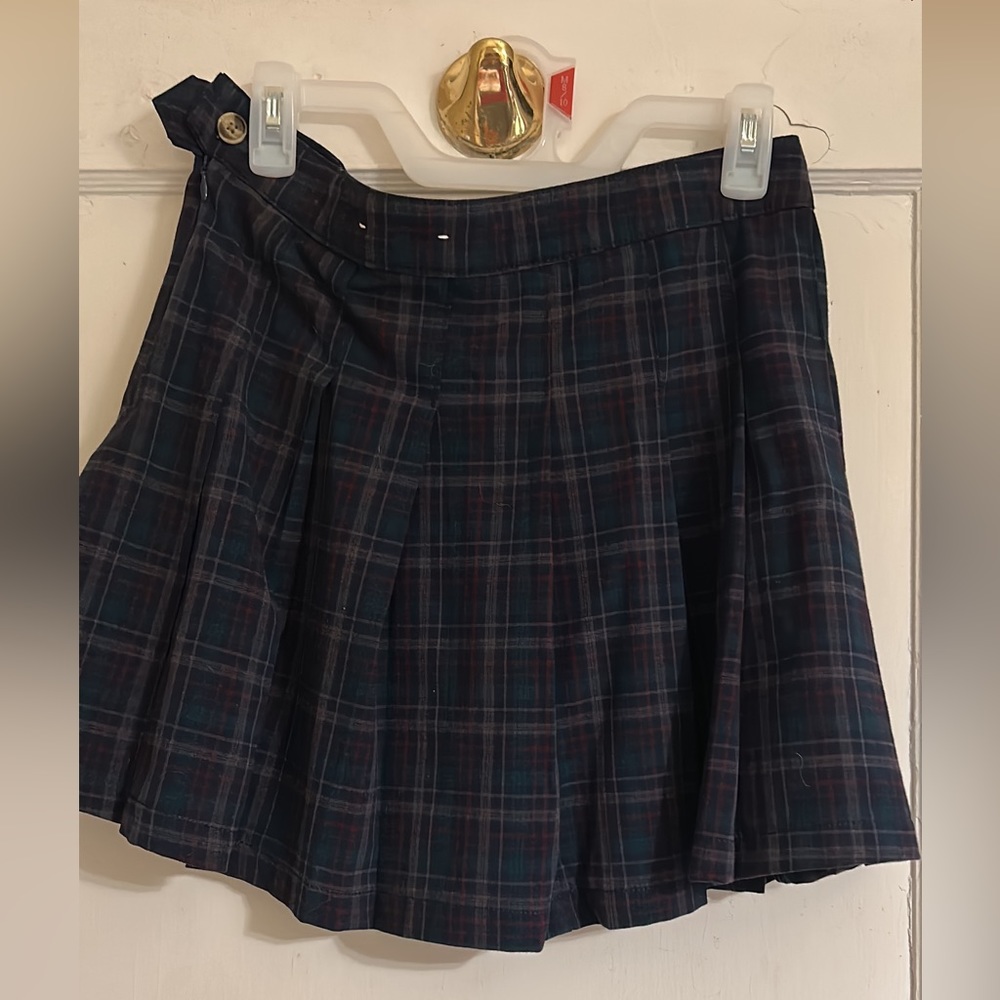 High rise pleated plaid skirt NEVER WORN